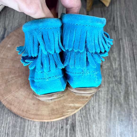 *Minnetonka | 244062 Kids' Double Fringe Side Zip Blue Boots Size 13 Toddler - Picture 13 of 16